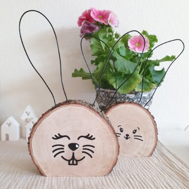 Osterhase aus Holz – Naturdeko – Helene Hoppel
